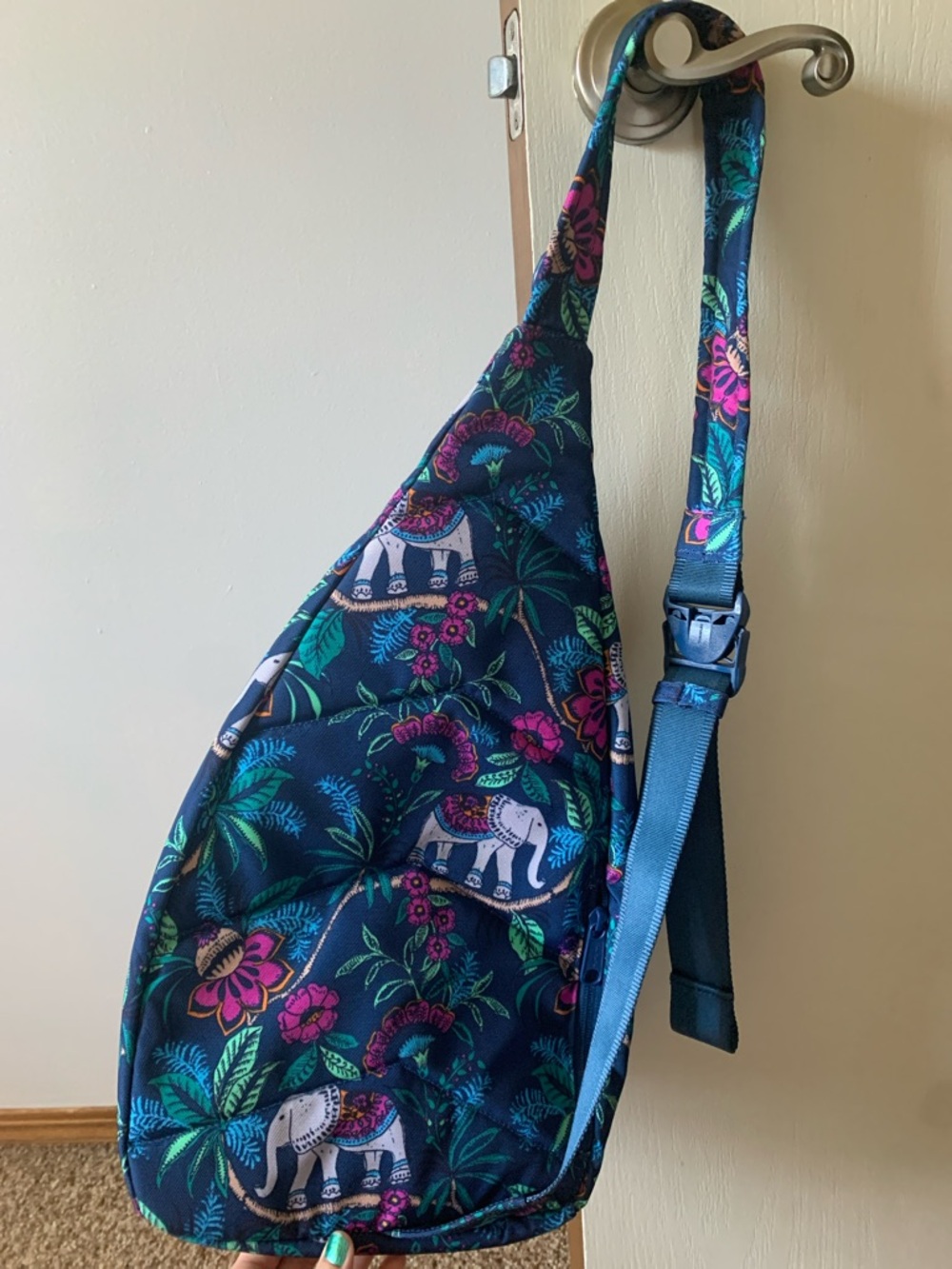 Vera Bradley Navy Elephant Floral Sling Bag with Teal and Pink Accents - Picture 4 of 7